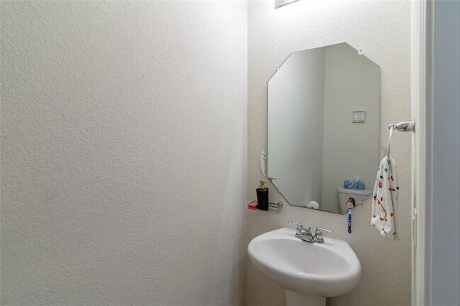 Building Photo - 13700 Sage Grouse Dr