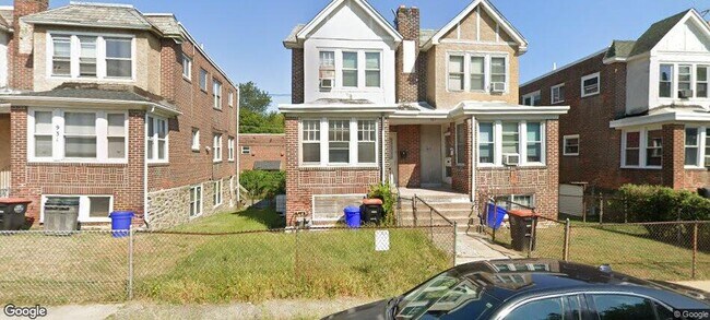 Primary Photo - 929 Clover Ln