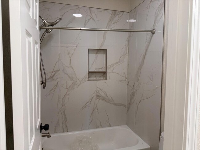 Building Photo - 5955 Lake Almanor Dr