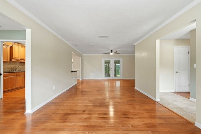 Building Photo - 4731 NW 39th St