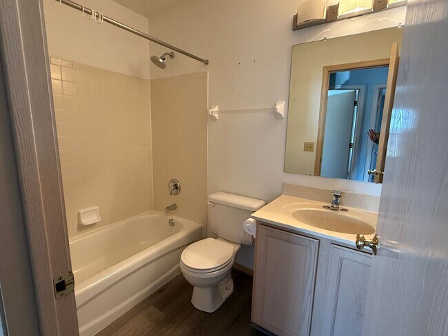 Building Photo - Spacious 3BR 2BA w/ Fenced Yard • 2-Car Garage  • Deck & Patio near Pickerington Schools