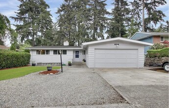 Building Photo - Charming 3 Bedroom Rambler + Large Storage/Shop  | Kent, WA