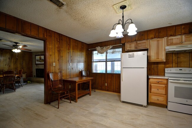 Building Photo - 111 Arizona Ash Dr