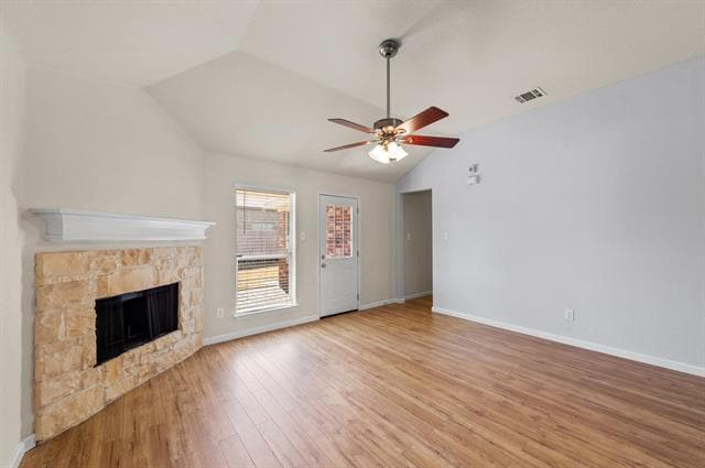Building Photo - 10844 Middleglen Rd