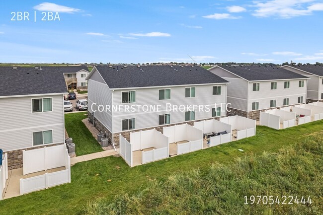 Building Photo - 108 Park View-D