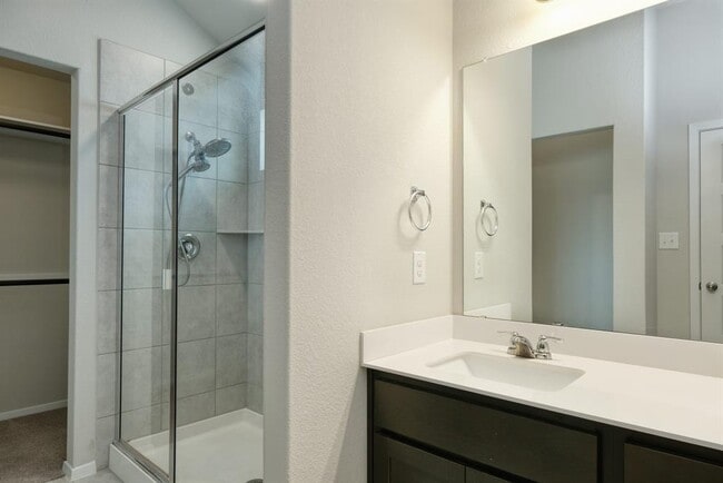 Building Photo - 6045 Urbano Bnd