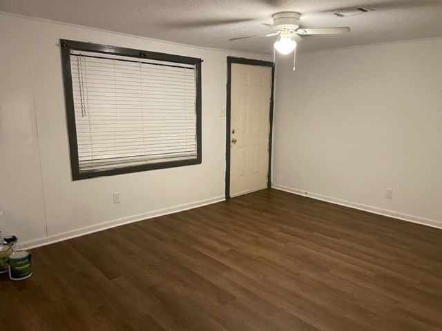 Building Photo - 1815 east Third Street