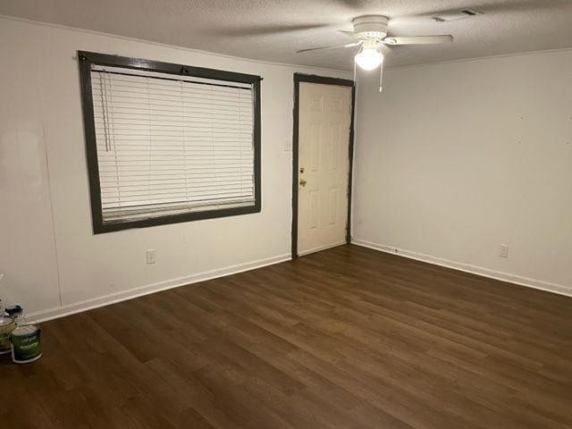 Building Photo - 1815 east Third Street