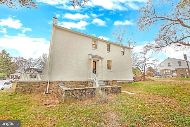 Building Photo - 115 Beech Rd