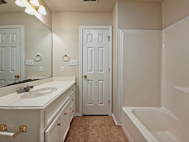 Building Photo - Spacious 4-Bedroom Home Near Cooper North Elementary