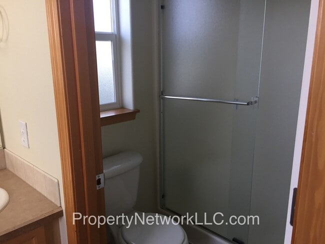 Building Photo - Great Gresham 3 Bedroom Home