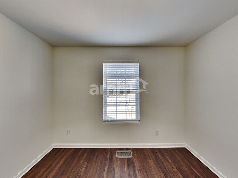 Building Photo - 3009 Gale Ct