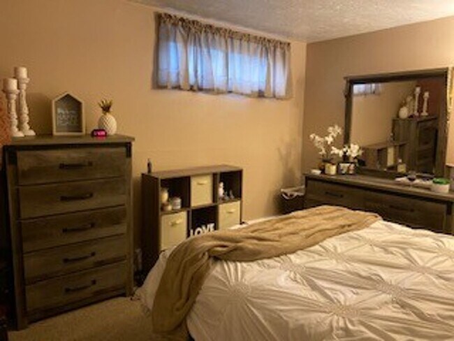 Building Photo - 1 Bedroom Apartments - Great Space at a Gr...