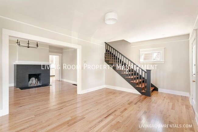 Building Photo - 6303 SE Windsor Ct