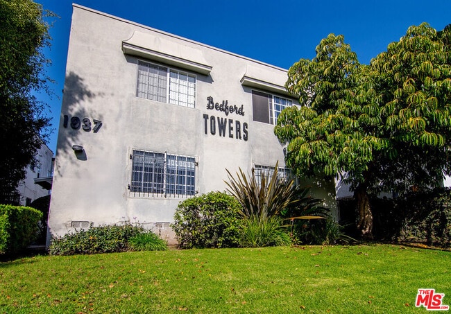 Building Photo - 1937 S Bedford St