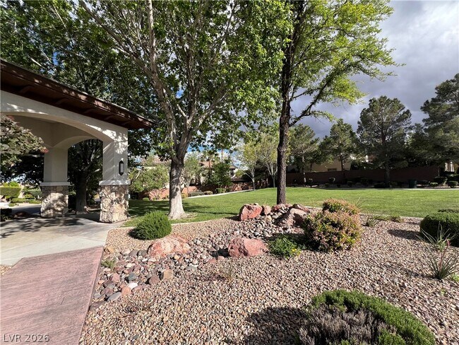 Building Photo - 11544 Bohemian Forest Ave