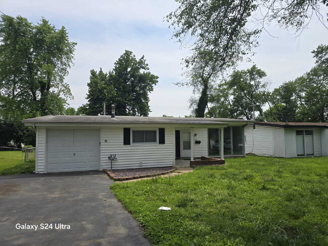 Primary Photo - 8318 Woodhurst Dr