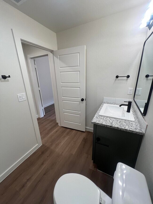 Building Photo - 13831 Gary Ave