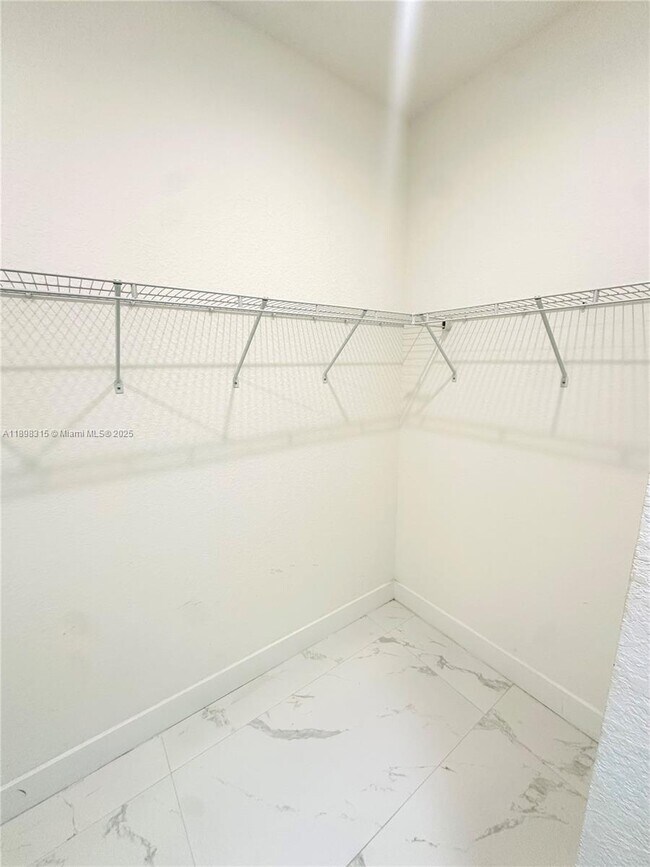 Building Photo - 1831 SW 145th Ave