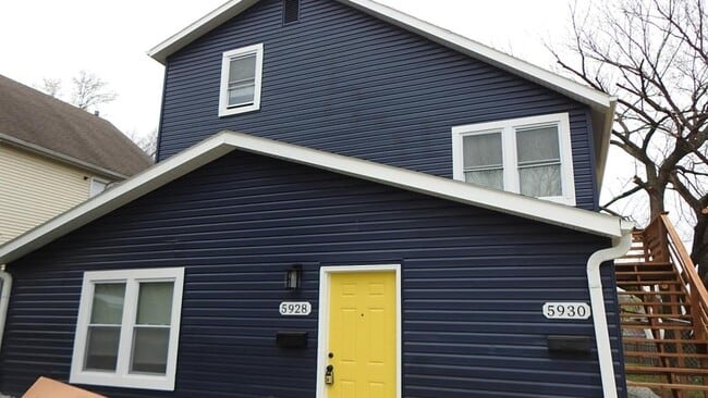 Primary Photo - 5928 Elmwood Ave