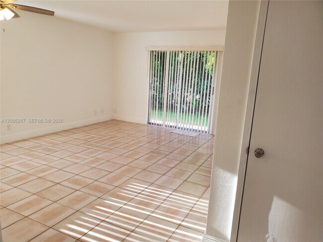 Building Photo - 9203 NW 38th Dr