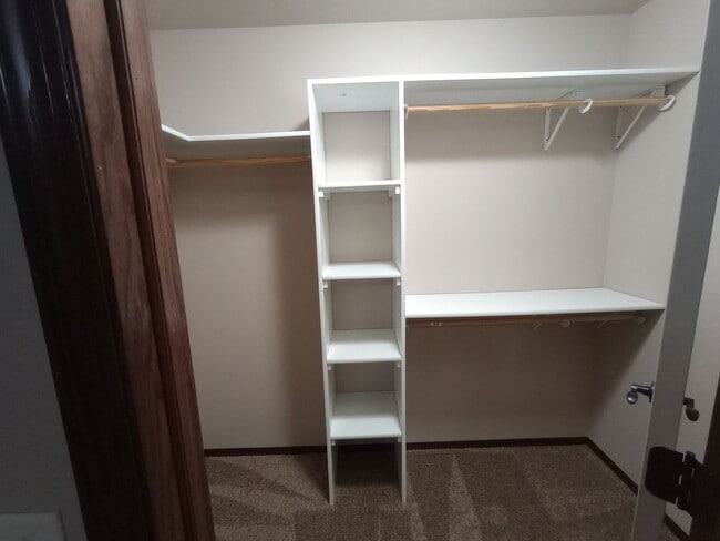 Building Photo - Two bedroom one bathroom w/ single garage
