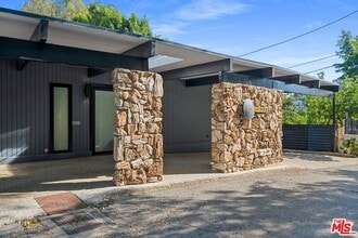 Building Photo - 2775 Rinconia Dr