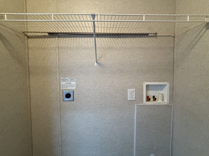 Building Photo - 10610 State Rte 762