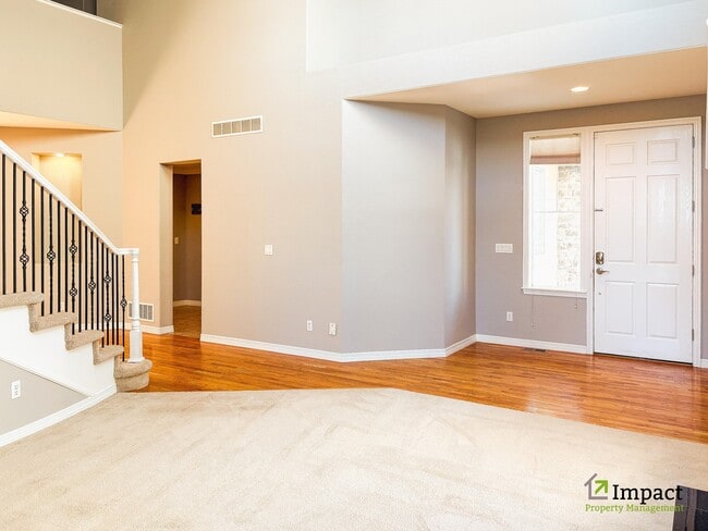 Building Photo - 10862 Glengate Cir