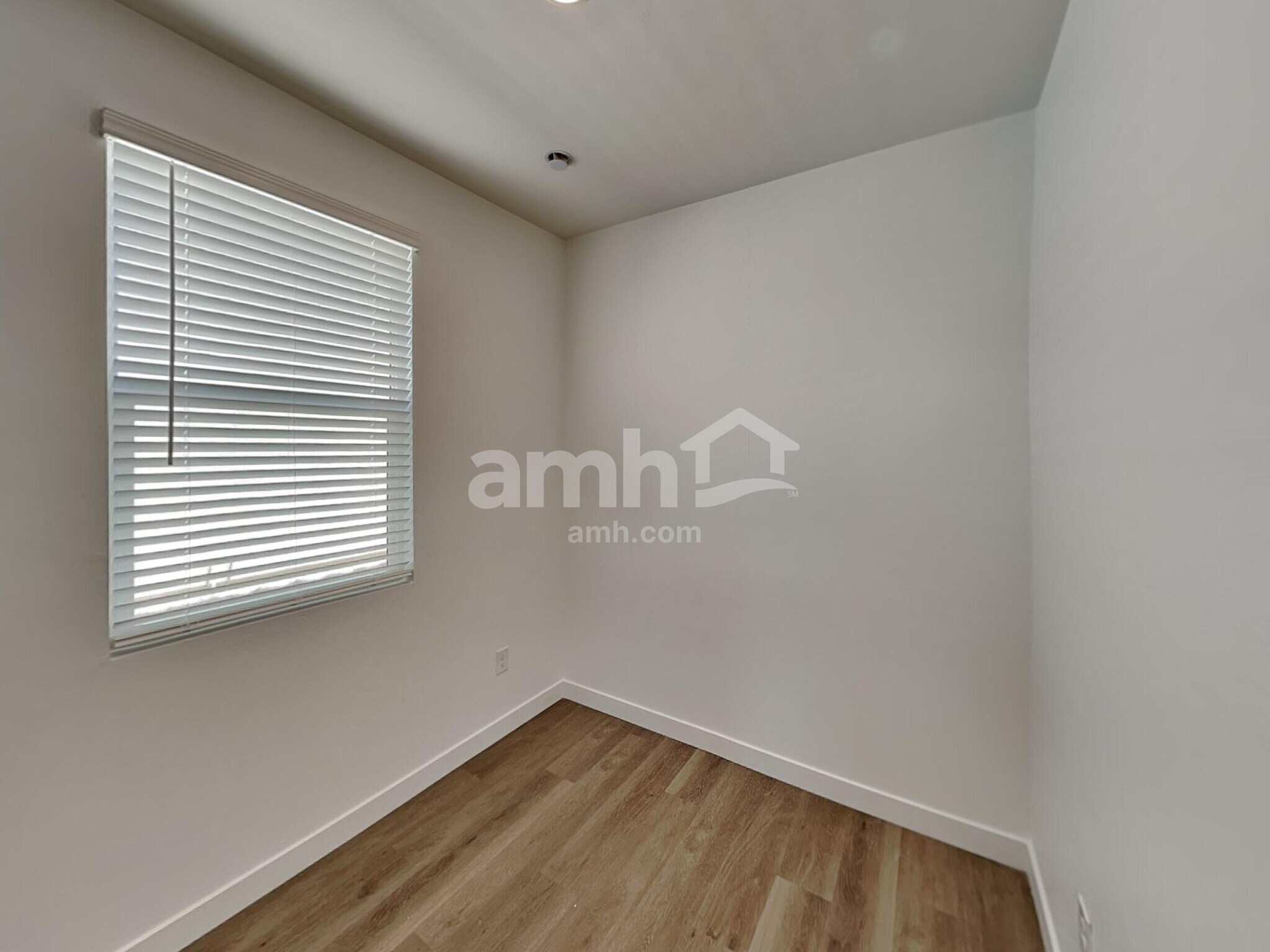 Building Photo - 9653 N Rancho Lozano
