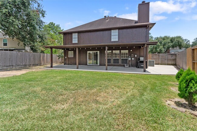 Building Photo - 11410 Meadowchase Dr