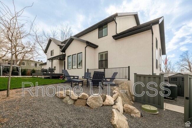 Building Photo - 52 N 400 W