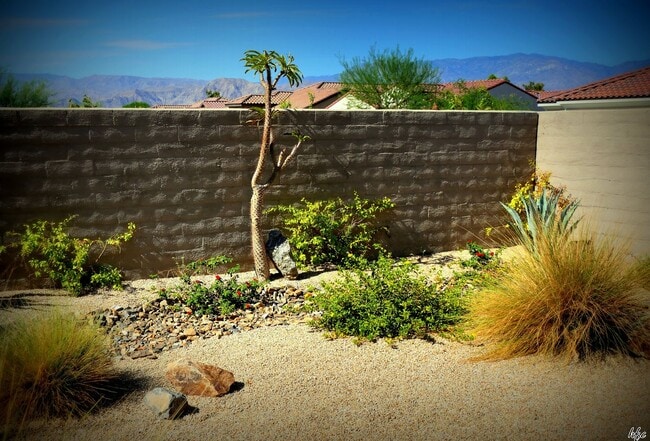 Building Photo - Del Webb,55+,Community.Rancho Mirage.Furnished/ Long Term/seasonal.