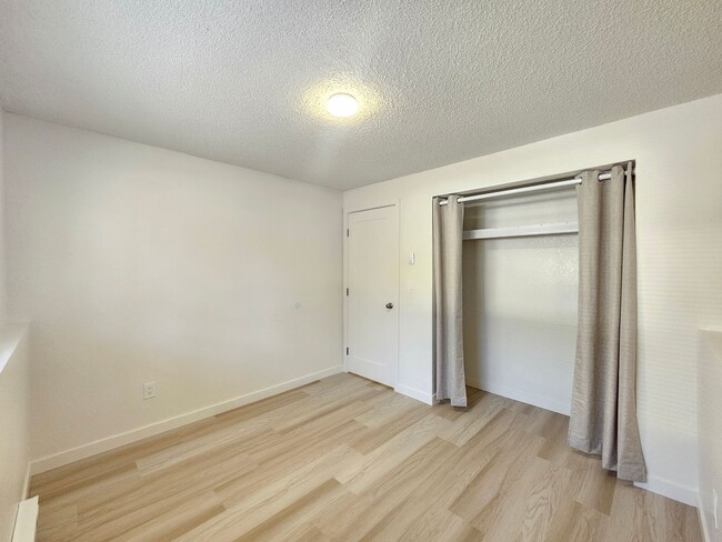 Building Photo - 2309 E 29th Ave