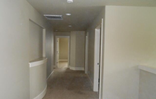 Hallway - 11310 NW Kimble Ct