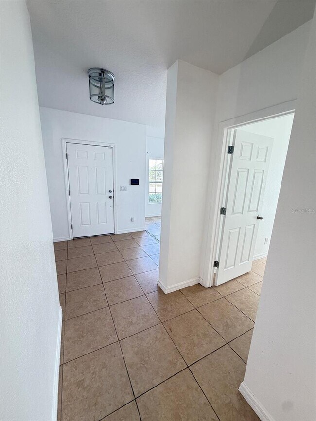 Building Photo - 4636 Marcos Cir