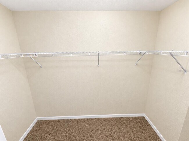 Building Photo - 4876 Summerfield Cir
