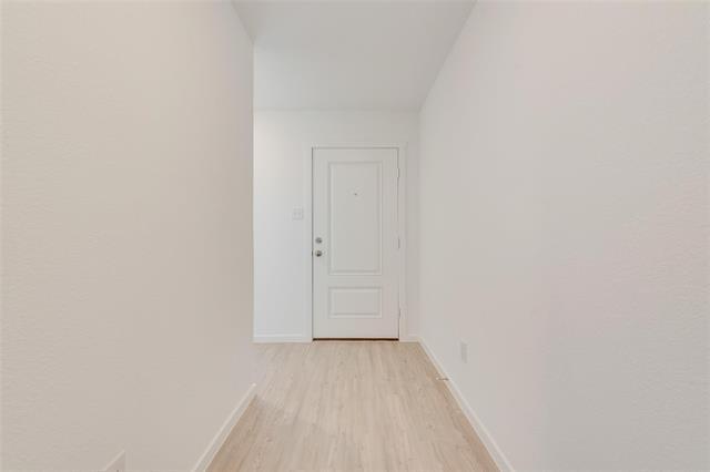 Building Photo - 727 Ponderosa Ln