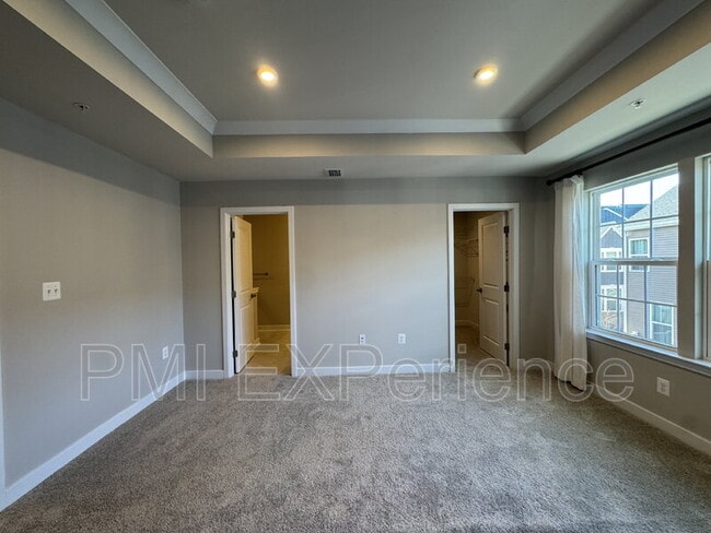 Building Photo - 5609 Greenpoint Ln