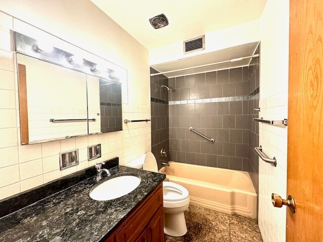 Building Photo - 3158 W 93rd St