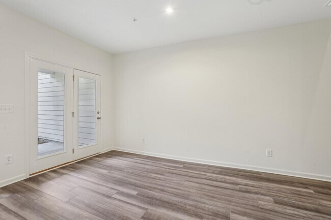 Building Photo - 1236 Fagiolo St