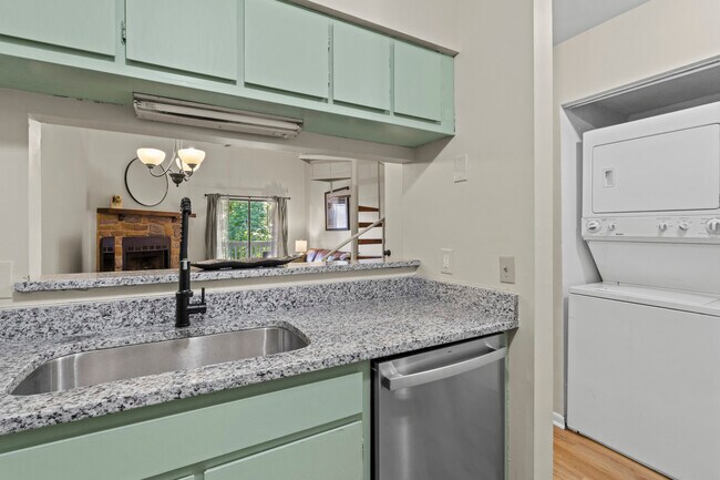 Building Photo - 405 Harbison Blvd