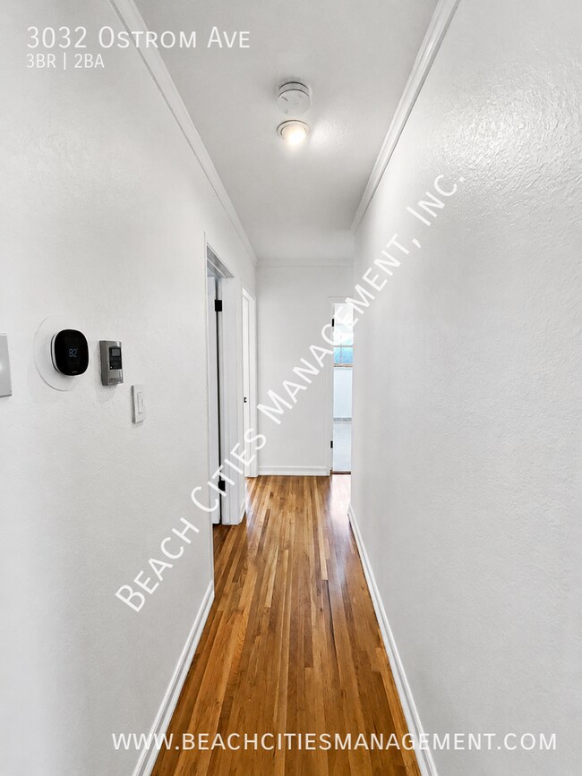 Building Photo - 3032 Ostrom Ave