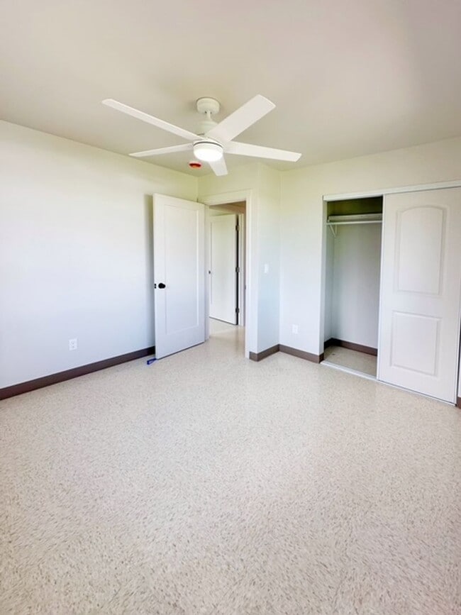 Building Photo - 3br/1ba - Brand-New Rental Home in Ainaloa Subdivision – Available Now!