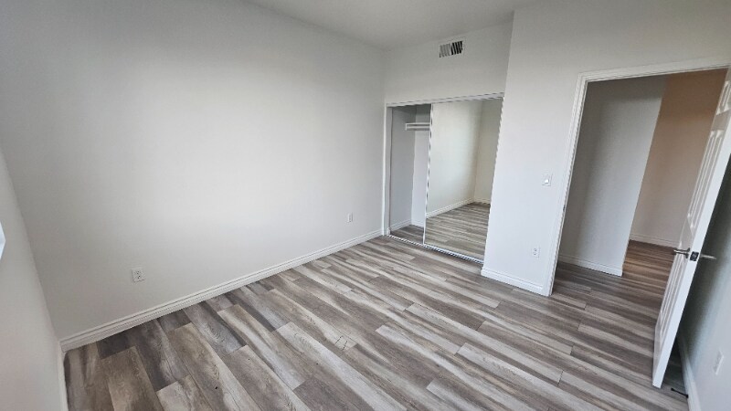 Building Photo - 6740 Brynhurst Ave