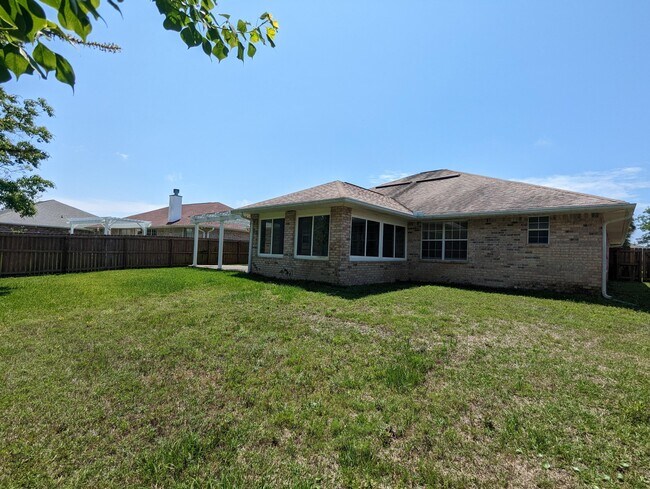 Building Photo - 9768 Parker Lake Cir