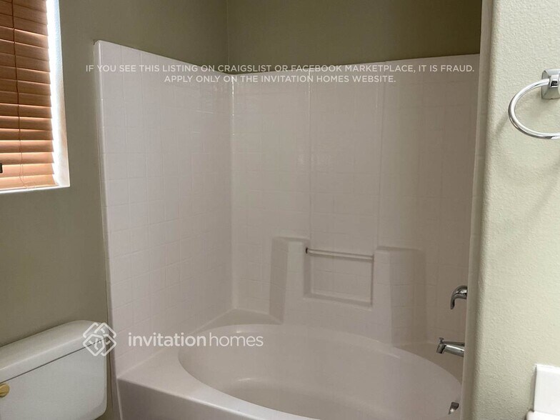 Building Photo - 8019 Torremolinos Ave