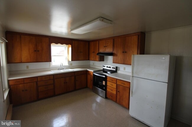 Building Photo - 19801 Senedo Rd