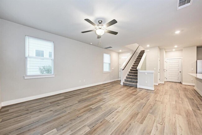 Building Photo - 7319 Travertine Spring Dr