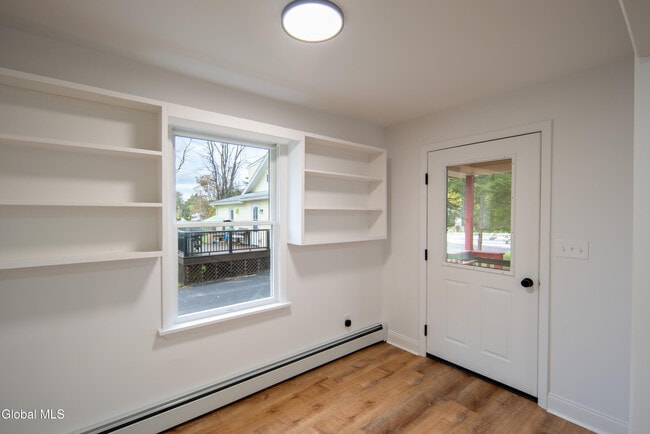 Building Photo - 644 Delaware Ave